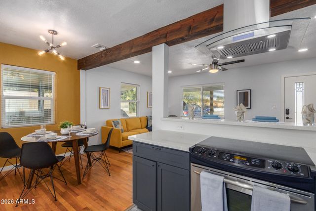 2514 N 14TH Street, Phoenix, AZ 85006