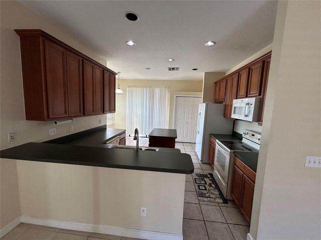 6720 IMPERIAL OAK LANE, Orlando, FL 32819
