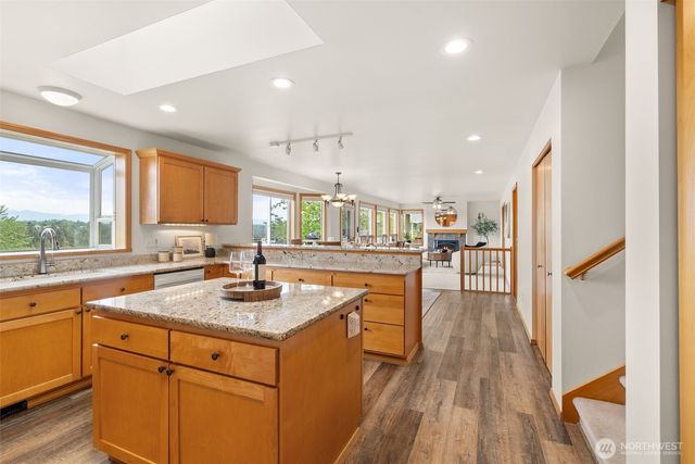 14307 68th Avenue E, Puyallup, WA 98373