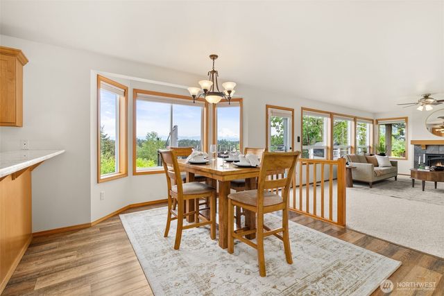 14307 68th Avenue E, Puyallup, WA 98373