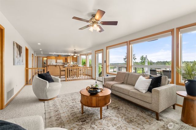 14307 68th Avenue E, Puyallup, WA 98373