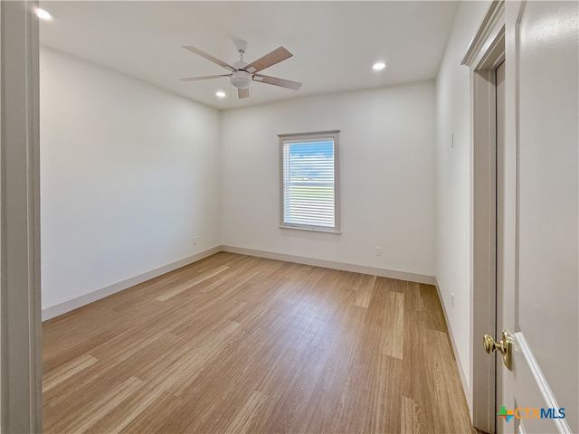92 Landyns Path, Port Lavaca, TX 77979