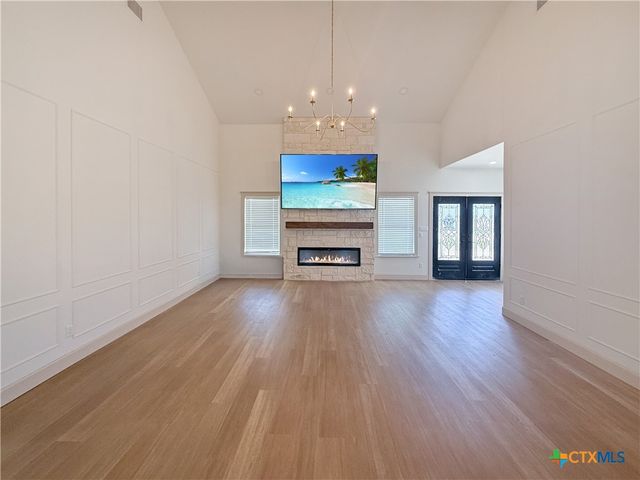 92 Landyns Path, Port Lavaca, TX 77979