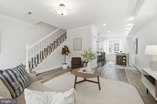 216 ASCOT PL NE, Washington, DC 20002