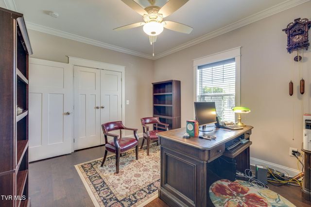 1195 Panoramic Vista, Johnson City, TN 37615