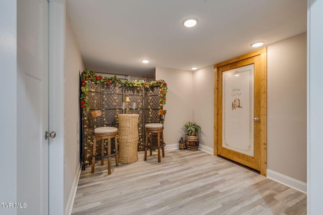 1195 Panoramic Vista, Johnson City, TN 37615