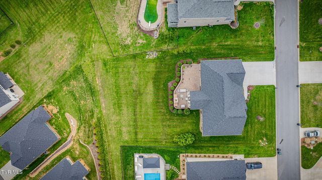 1195 Panoramic Vista, Johnson City, TN 37615