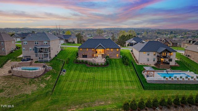 1195 Panoramic Vista, Johnson City, TN 37615