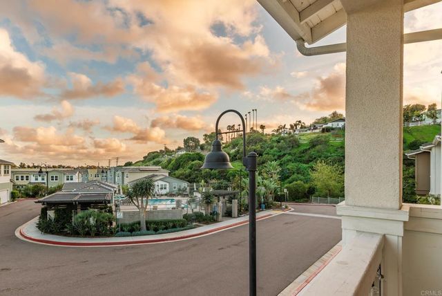 1115 Sea Glass Way, Oceanside, CA 92054