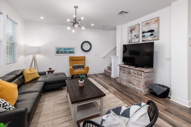 1115 Sea Glass Way, Oceanside, CA 92054