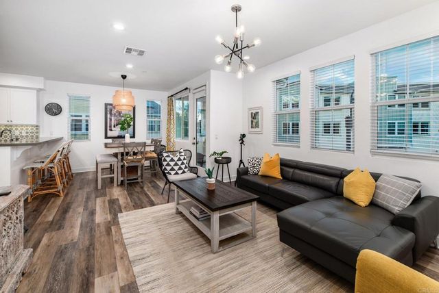 1115 Sea Glass Way, Oceanside, CA 92054