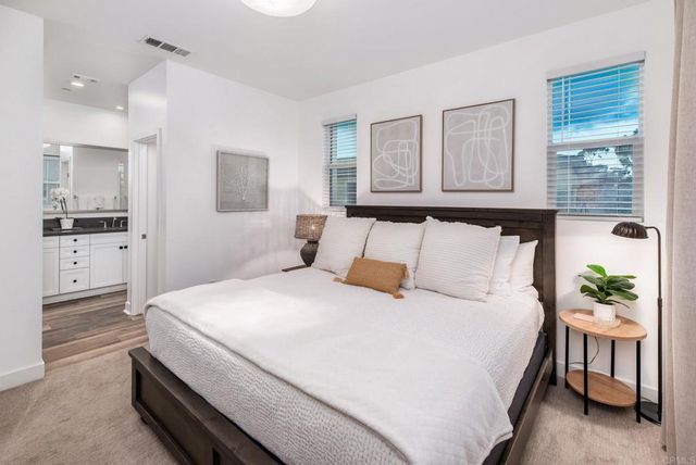 1115 Sea Glass Way, Oceanside, CA 92054