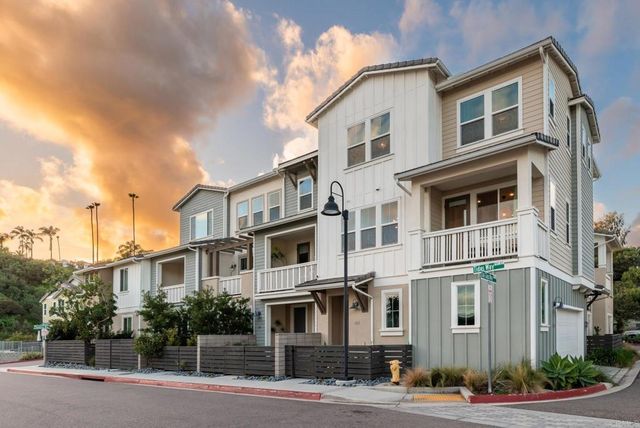 1115 Sea Glass Way, Oceanside, CA 92054