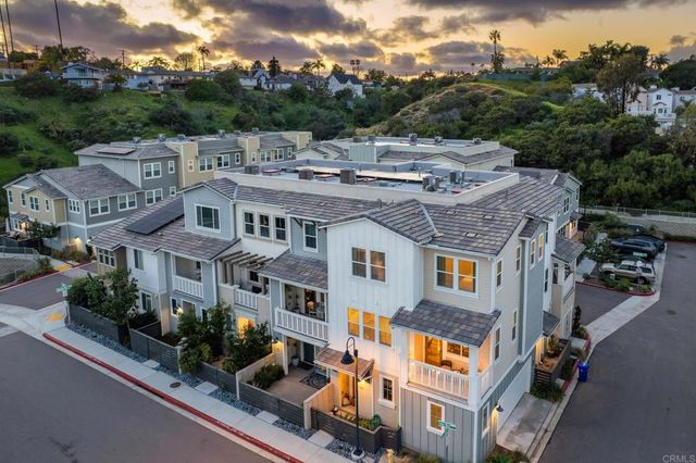 1115 Sea Glass Way, Oceanside, CA 92054