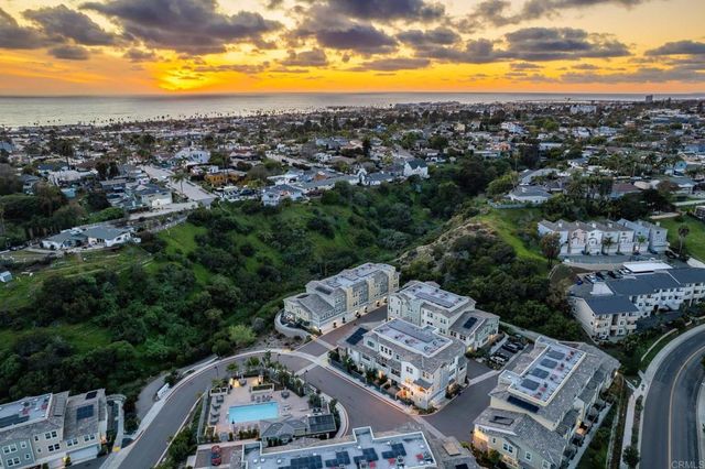 1115 Sea Glass Way, Oceanside, CA 92054