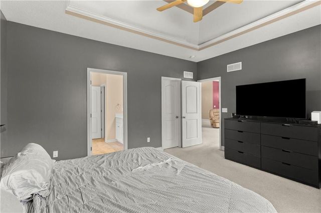 2014 N Concord Drive, Independence, MO 64058