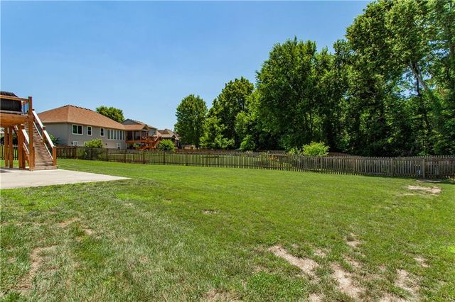 2014 N Concord Drive, Independence, MO 64058