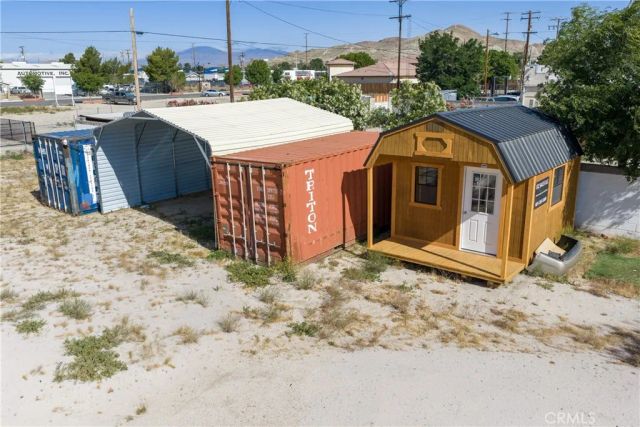 2909 Sierra Highway, Rosamond, CA 93560