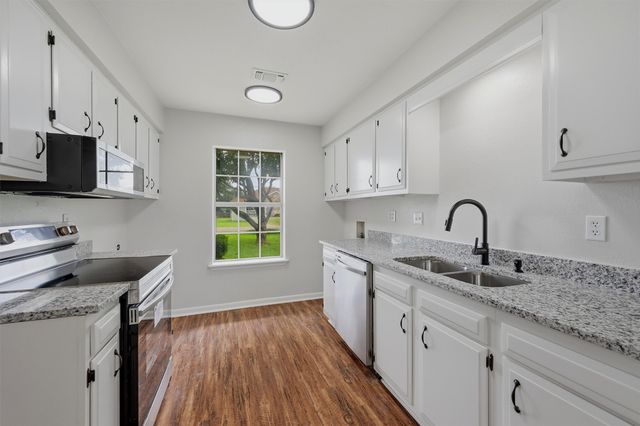 108 Loraine Street, Pottsboro, TX 75076