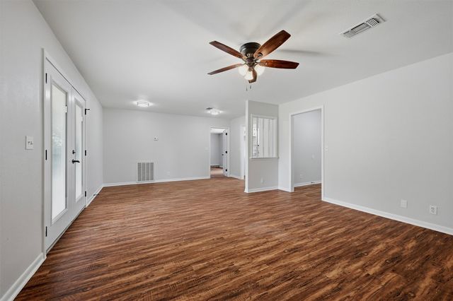 108 Loraine Street, Pottsboro, TX 75076