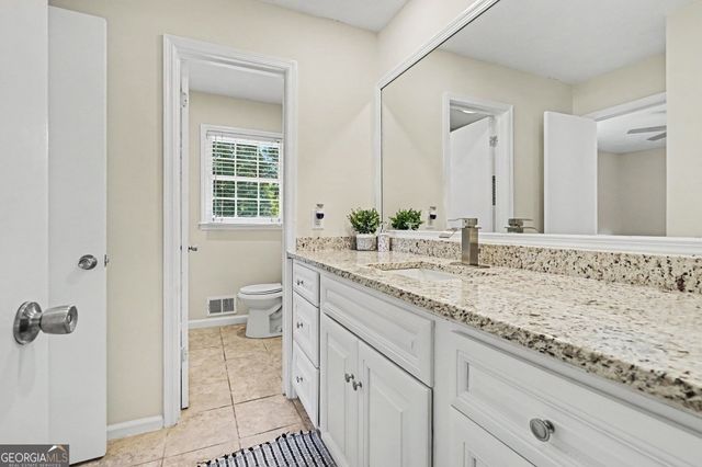 3802 Imperial Drive, Snellville, GA 30039