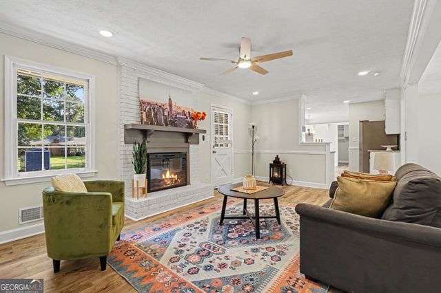 3802 Imperial Drive, Snellville, GA 30039