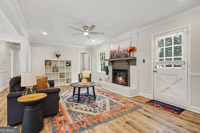3802 Imperial Drive, Snellville, GA 30039