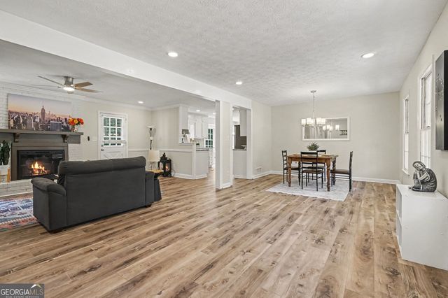 3802 Imperial Drive, Snellville, GA 30039