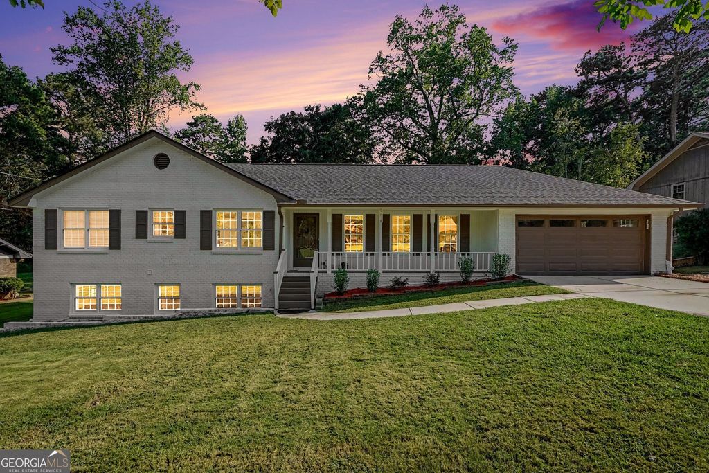 3802 Imperial Drive, Snellville, GA 30039