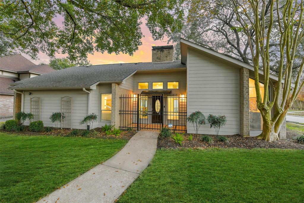 12531 Olympia Drive, Houston, TX 77077