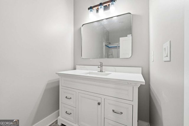 2152 Paces Vale Place, Lawrenceville, GA 30043