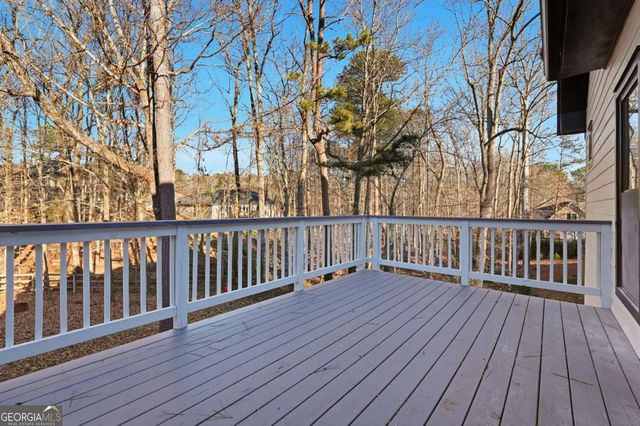 2152 Paces Vale Place, Lawrenceville, GA 30043