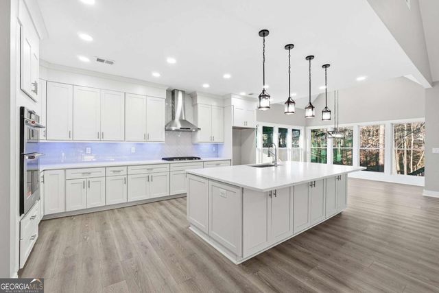 2152 Paces Vale Place, Lawrenceville, GA 30043