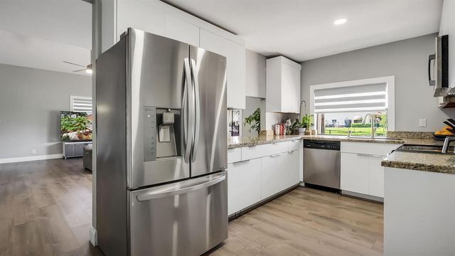 10244 NW 33rd Place, Sunrise, FL 33351