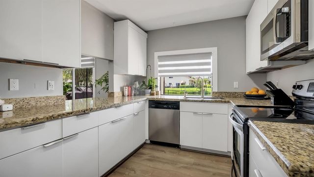 10244 NW 33rd Place, Sunrise, FL 33351