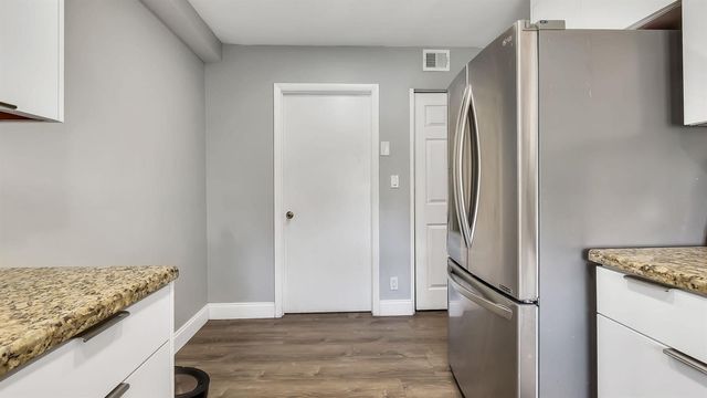 10244 NW 33rd Place, Sunrise, FL 33351