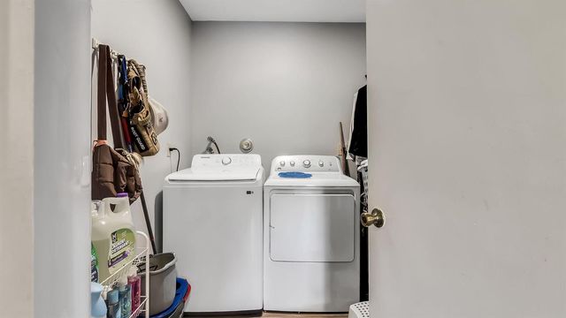 10244 NW 33rd Place, Sunrise, FL 33351