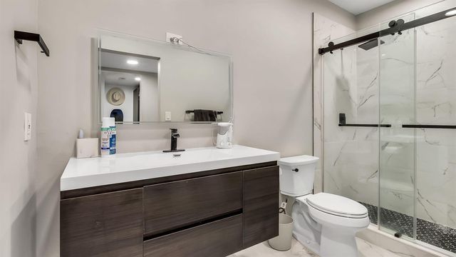 10244 NW 33rd Place, Sunrise, FL 33351