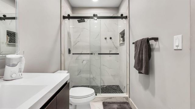 10244 NW 33rd Place, Sunrise, FL 33351