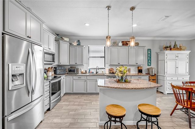 5218 Jasper Square, Vero Beach, FL 32967