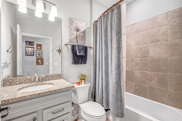 5218 Jasper Square, Vero Beach, FL 32967