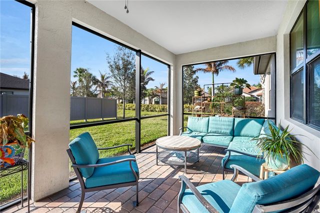 5218 Jasper Square, Vero Beach, FL 32967