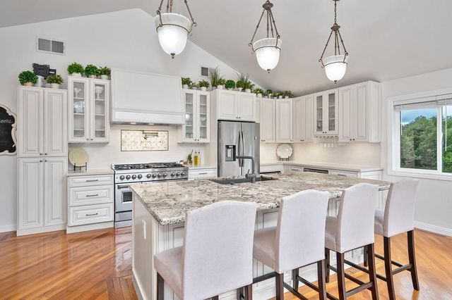 4860 Silk Tree Ln, Cool, CA 95614