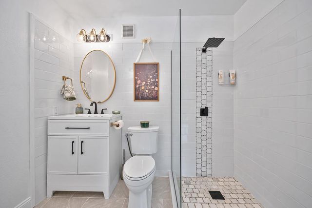 4860 Silk Tree Ln, Cool, CA 95614