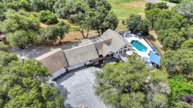 4860 Silk Tree Ln, Cool, CA 95614