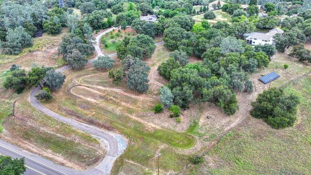 4860 Silk Tree Ln, Cool, CA 95614