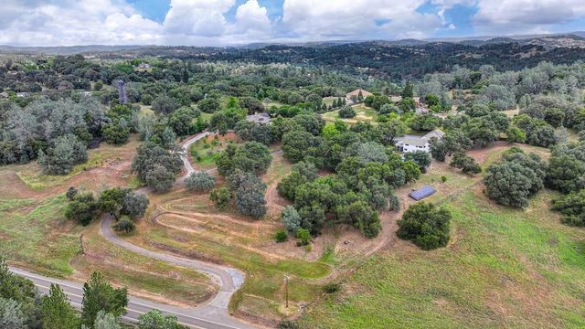 4860 Silk Tree Ln, Cool, CA 95614