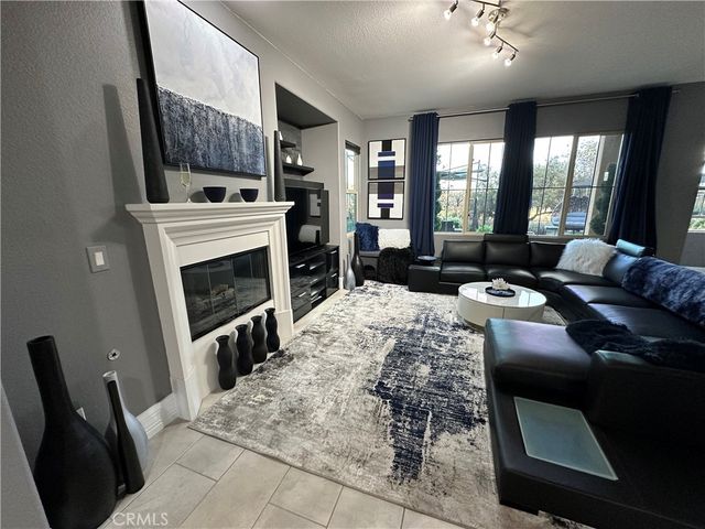8559 Old Stonefield, San Diego, CA 92127