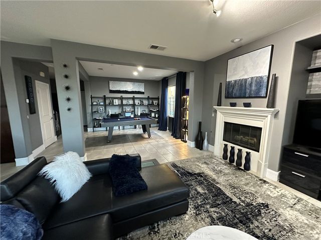 8559 Old Stonefield, San Diego, CA 92127