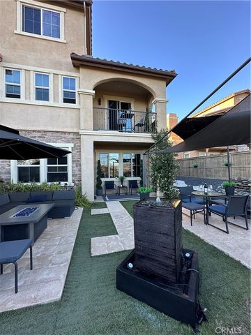 8559 Old Stonefield, San Diego, CA 92127